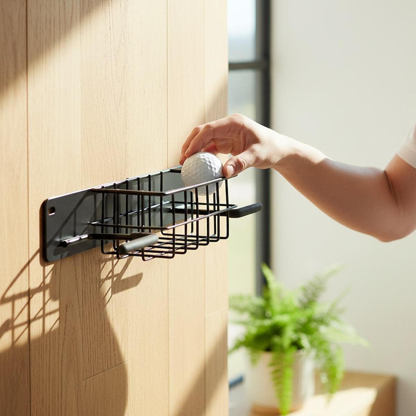 省スペースゴルフ用品壁掛けラック、金属製バッグホルダー、収納 - Golf Equipment Garage Organizer のレビューと価格